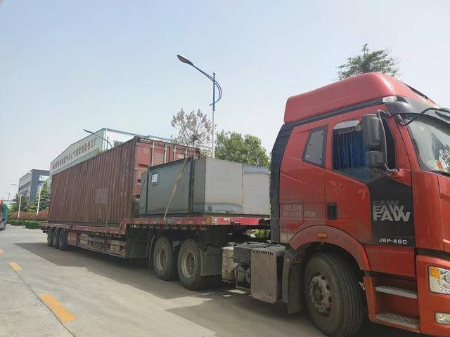 设备发往西双版纳助力中国“智造”在芳香产业版图居“C位”AG真人百家家乐平台华泰智能装备集团15TD茉莉花萃取(图3)